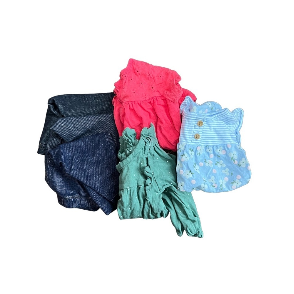 Carter’s 3 Matching Infant sets​